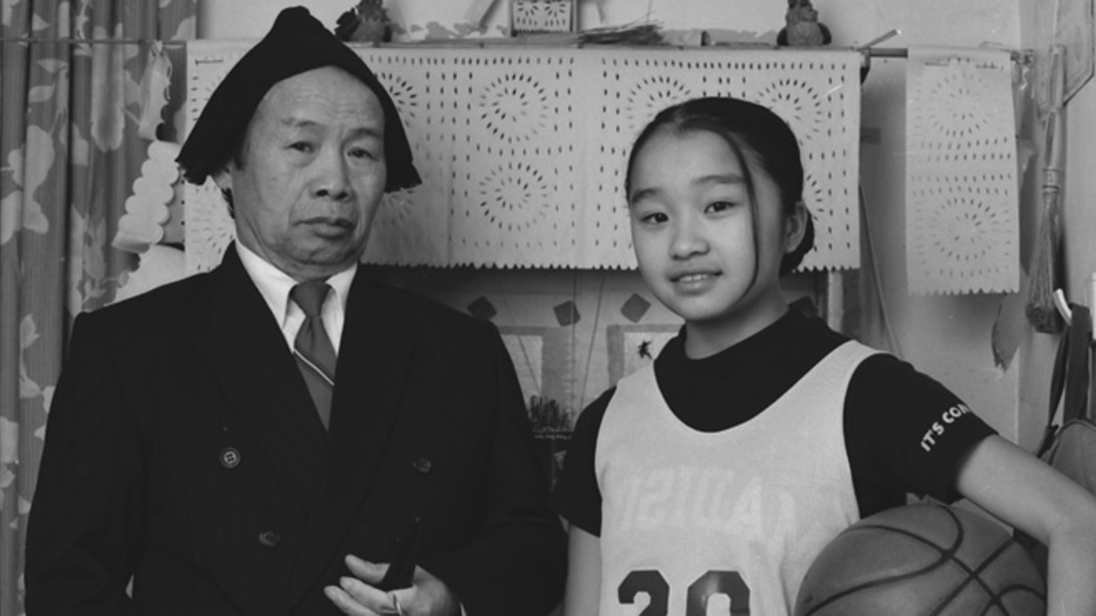 The Split Horn - The Life of A Hmong Shaman in America