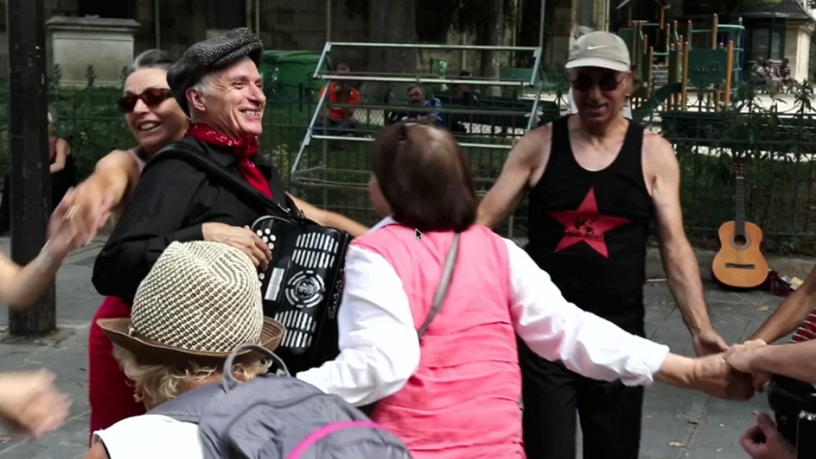 Rue Mouffetard - A Slice of Life in Paris