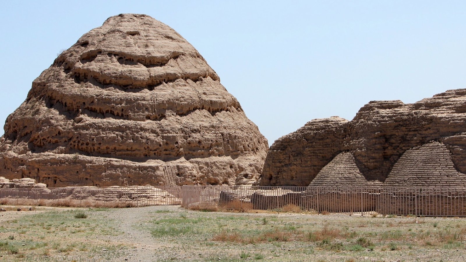 Early China and the Mysterious Xia