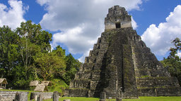 Still image from video Tikal - Aspiring Capital of the Maya World (Great Courses: Episode 12 of Maya to Aztec: Ancient Mesoamerica Revealed)