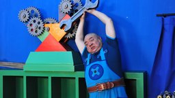 Bop And The Clock