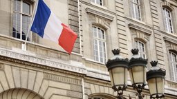 Benjamin Franklin: Acclaimed in France